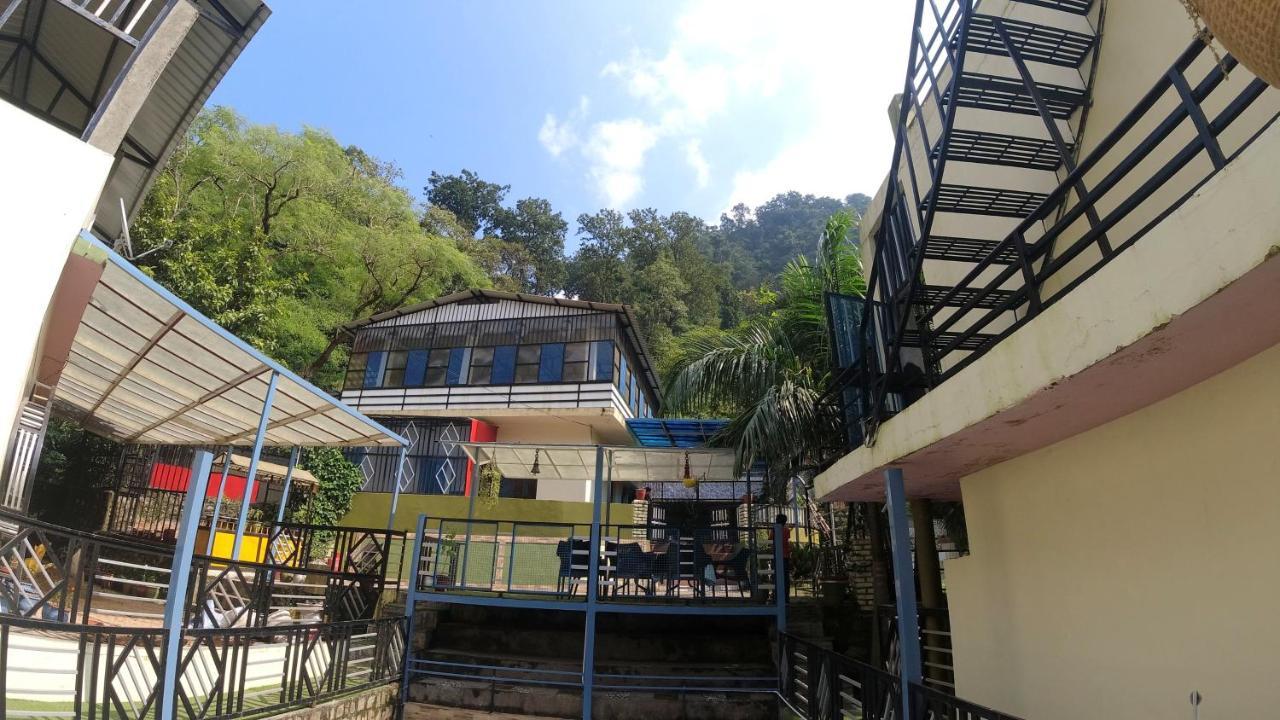 Baandal River Resort A Unit Of Maa Surkunda Devi Audhogik Kshetra Dehradun Exterior foto